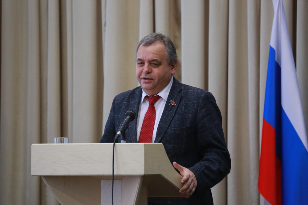 Депутат государственной думы Ренат Сулейманов