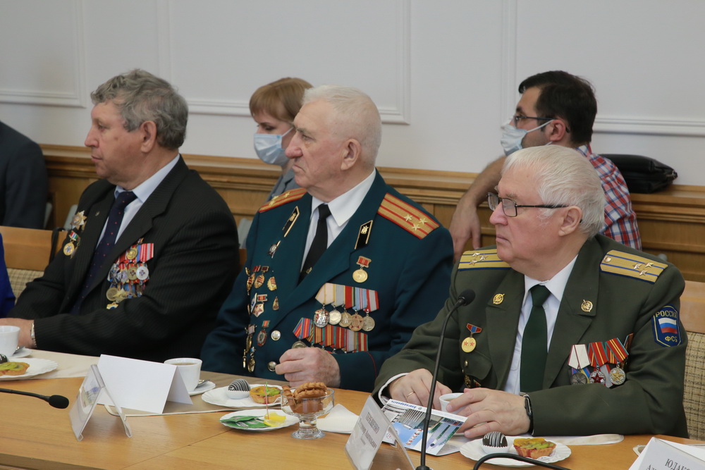 Встреча мэра Анатолия Локтя с ликвидаторами аварии на ЧАЭС