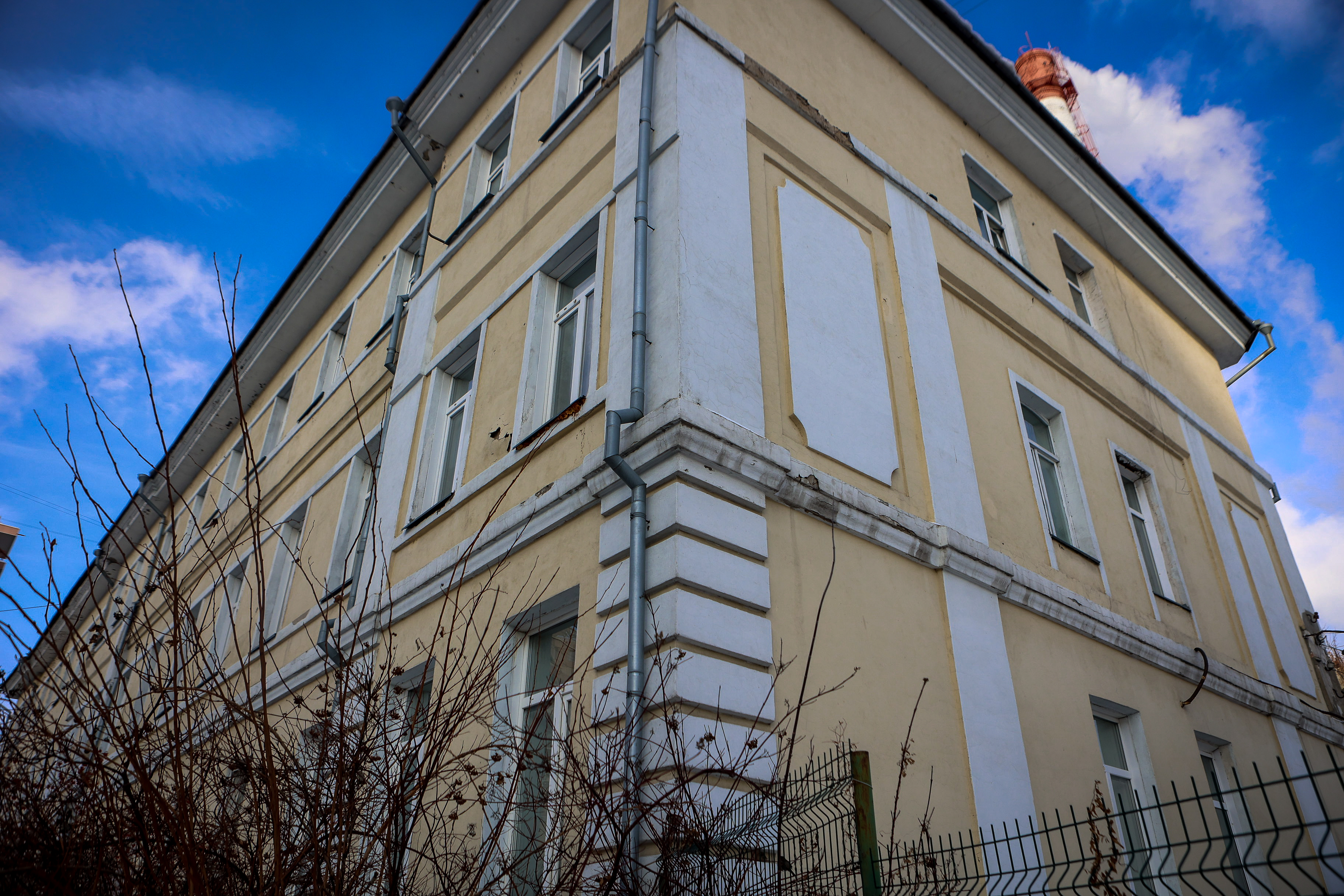 Улица Большевистская, 105