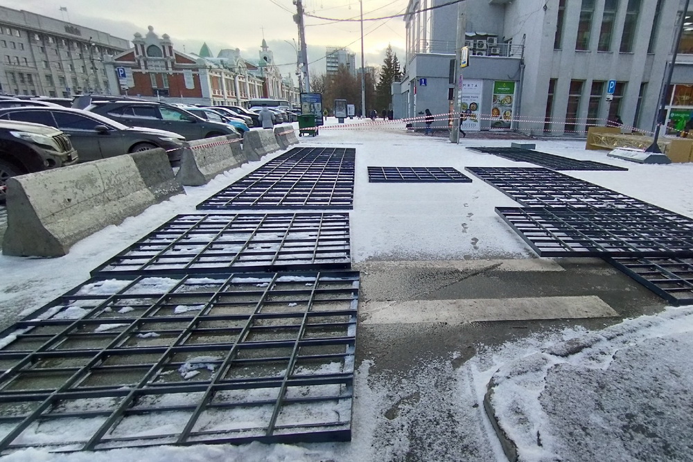 Улицу Ленина начали готовить к Новому году