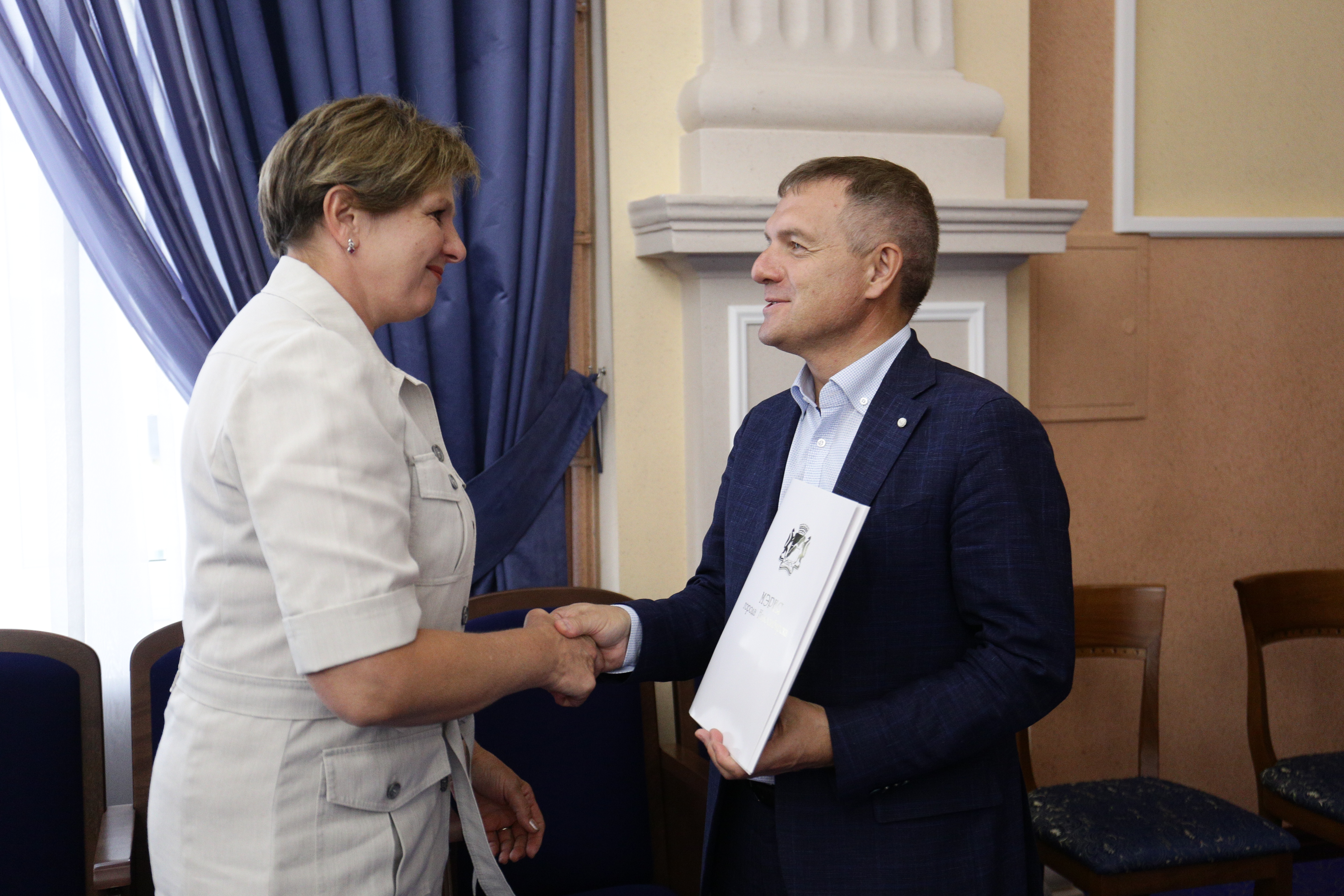 На подведении итогов работы весенних ярмарок