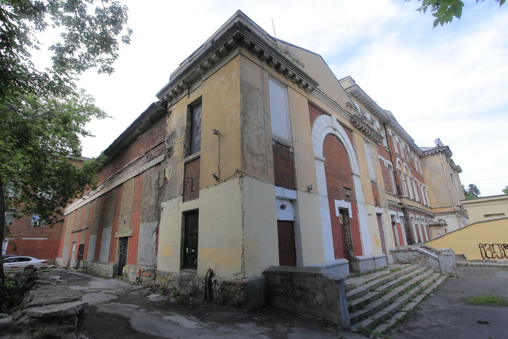 Дом офицеров на Красном проспекте