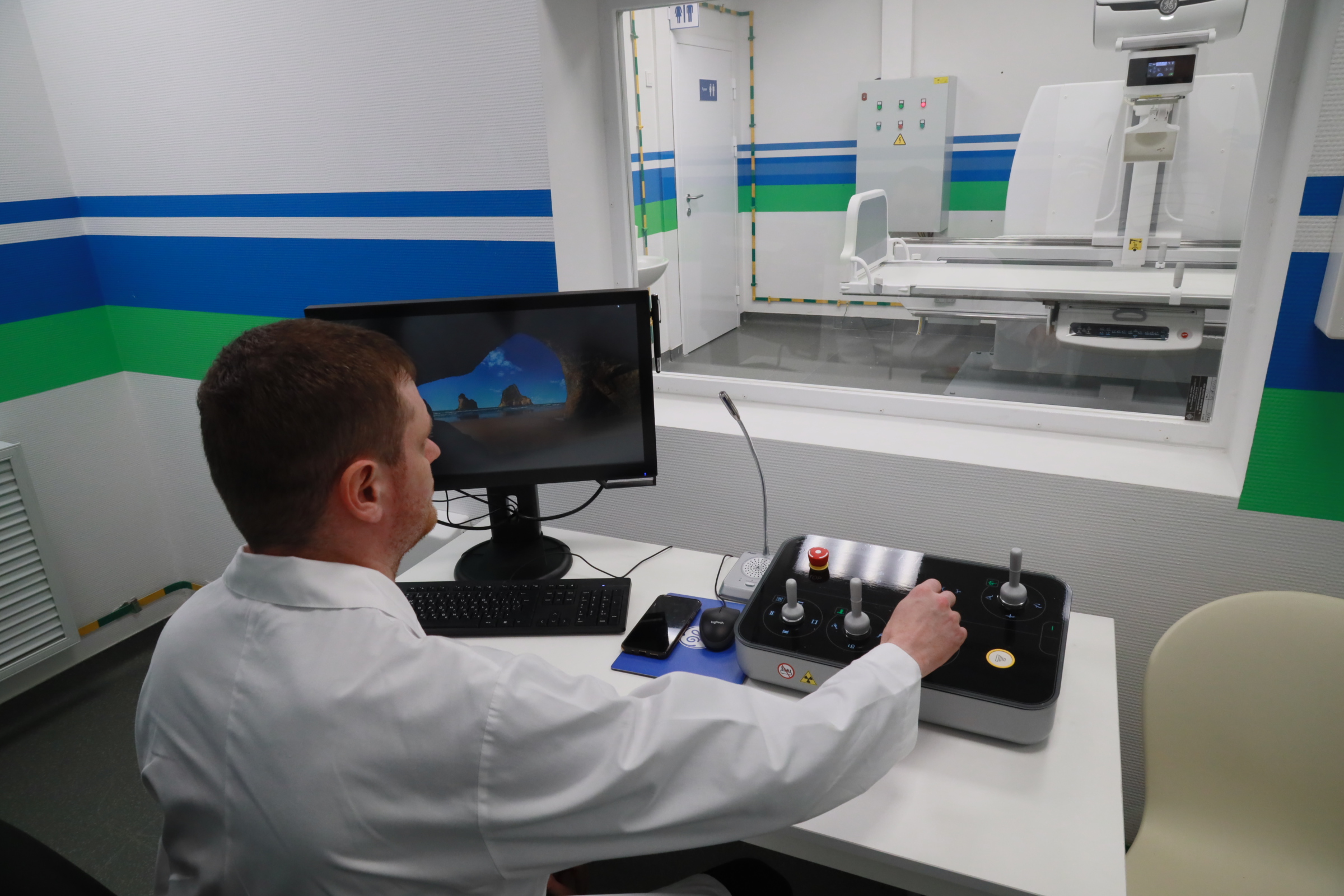 Поликлиника №27 на улице Ереванской