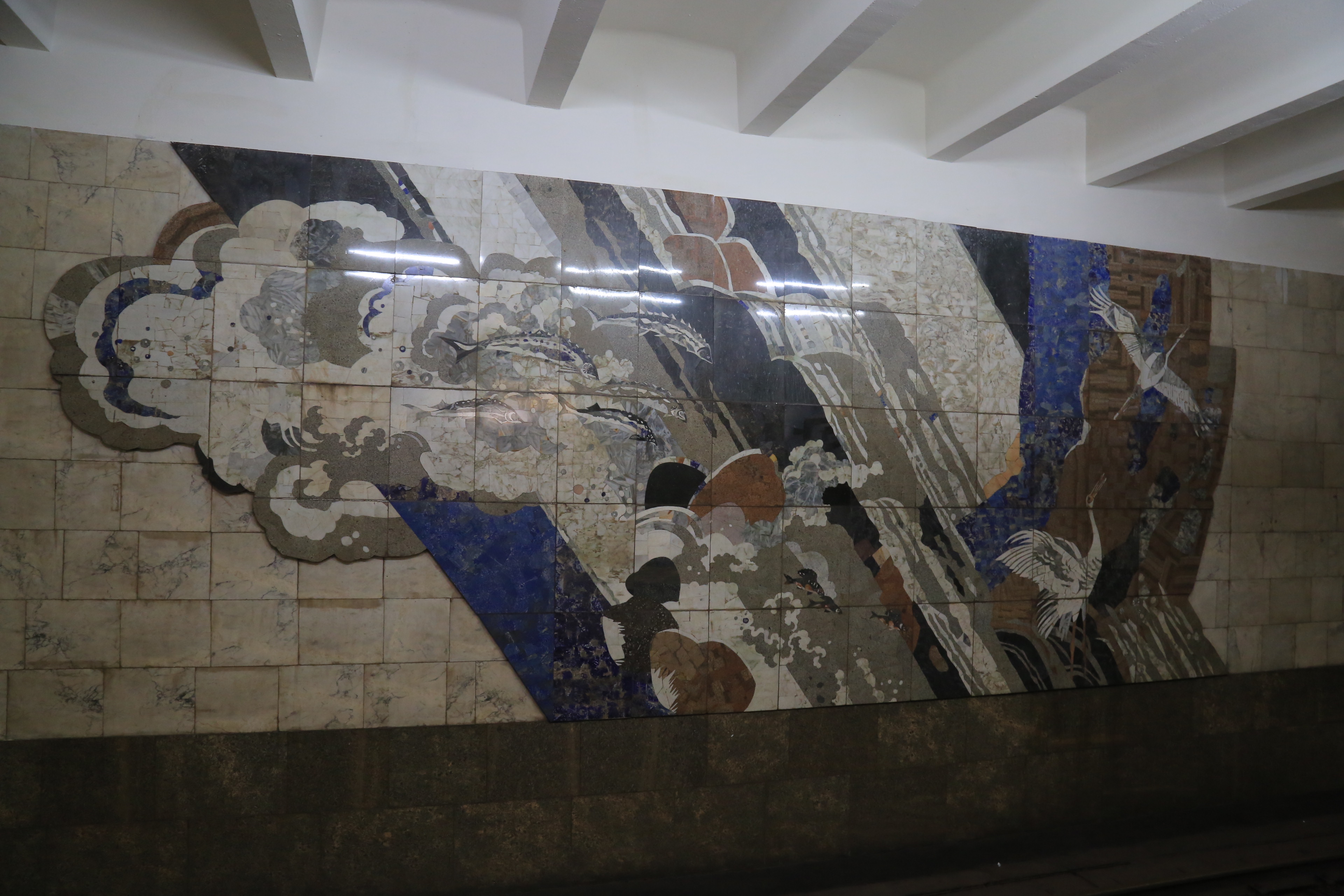 Станция метро «Сибирская»