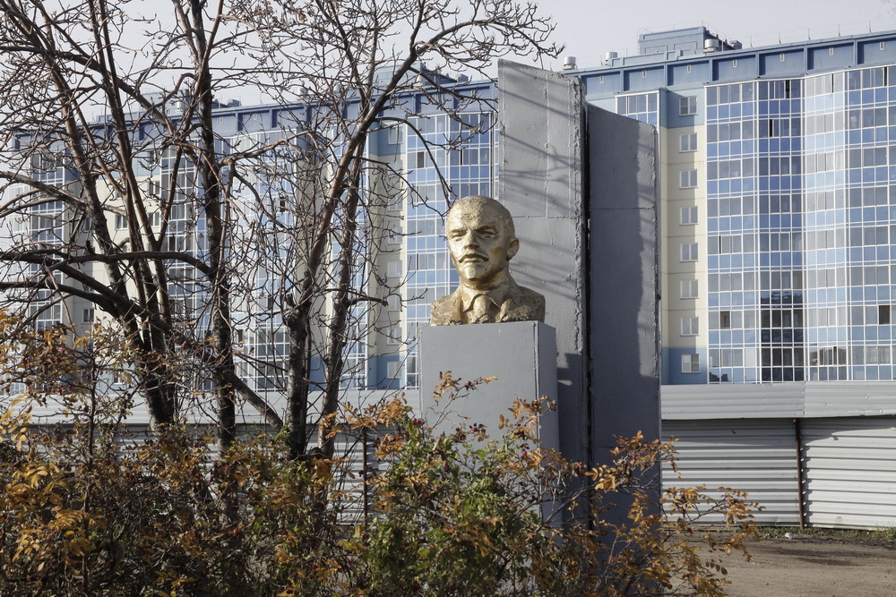 Ленин на Троллейной