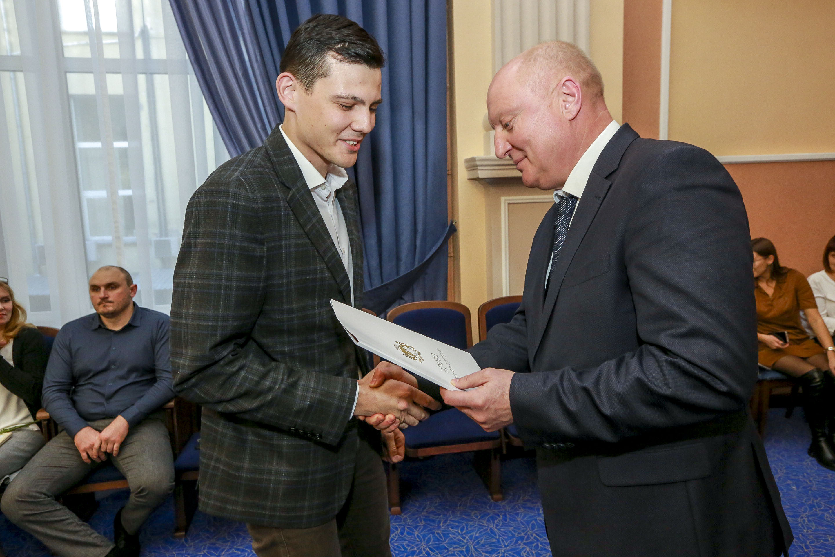 Награждение работников транспортной сферы. 27 октября 2023 года