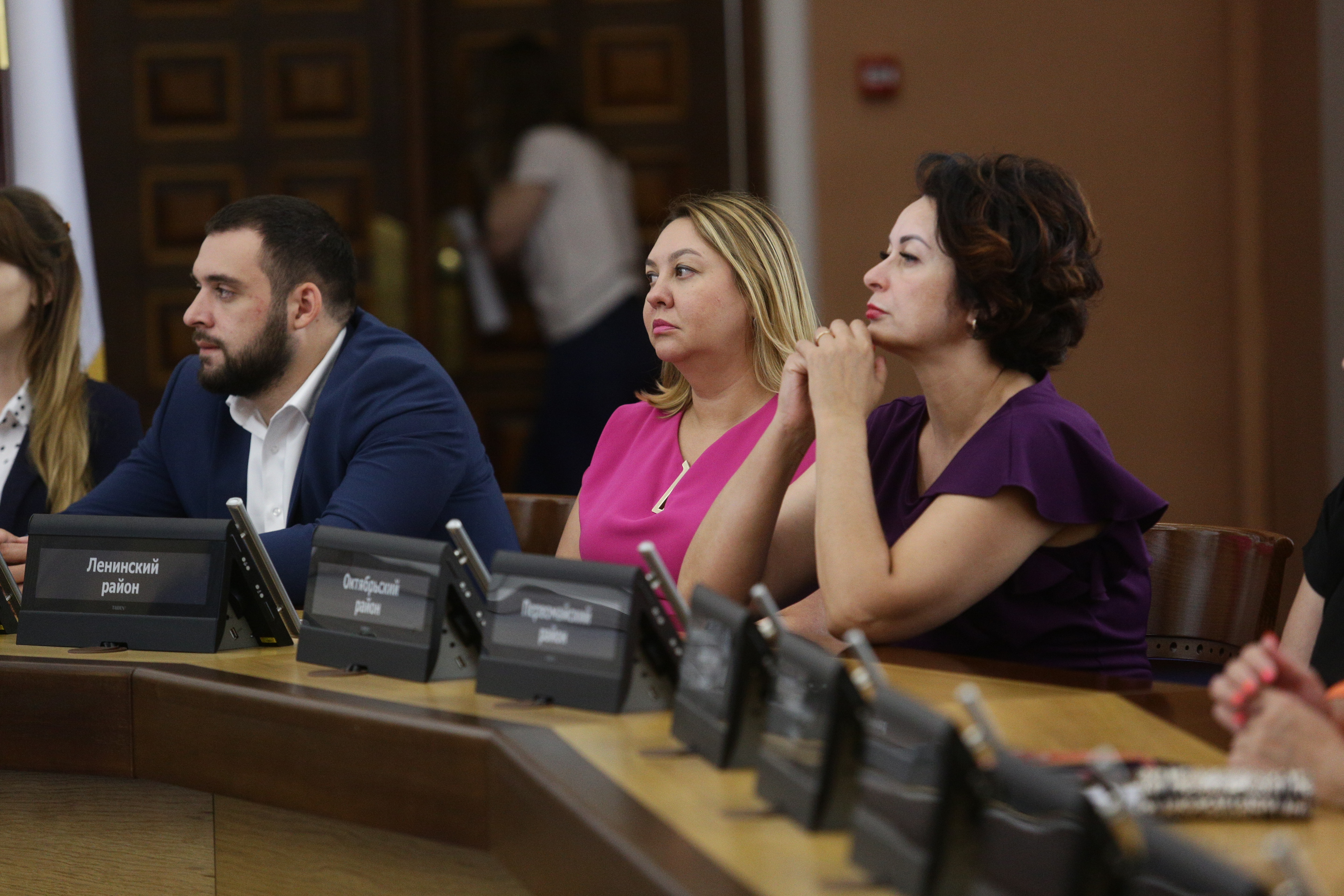 На подведении итогов работы весенних ярмарок