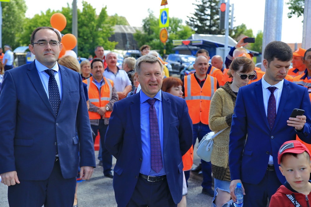 Открытие новой дороги на улице Титова. Июнь 2019 года