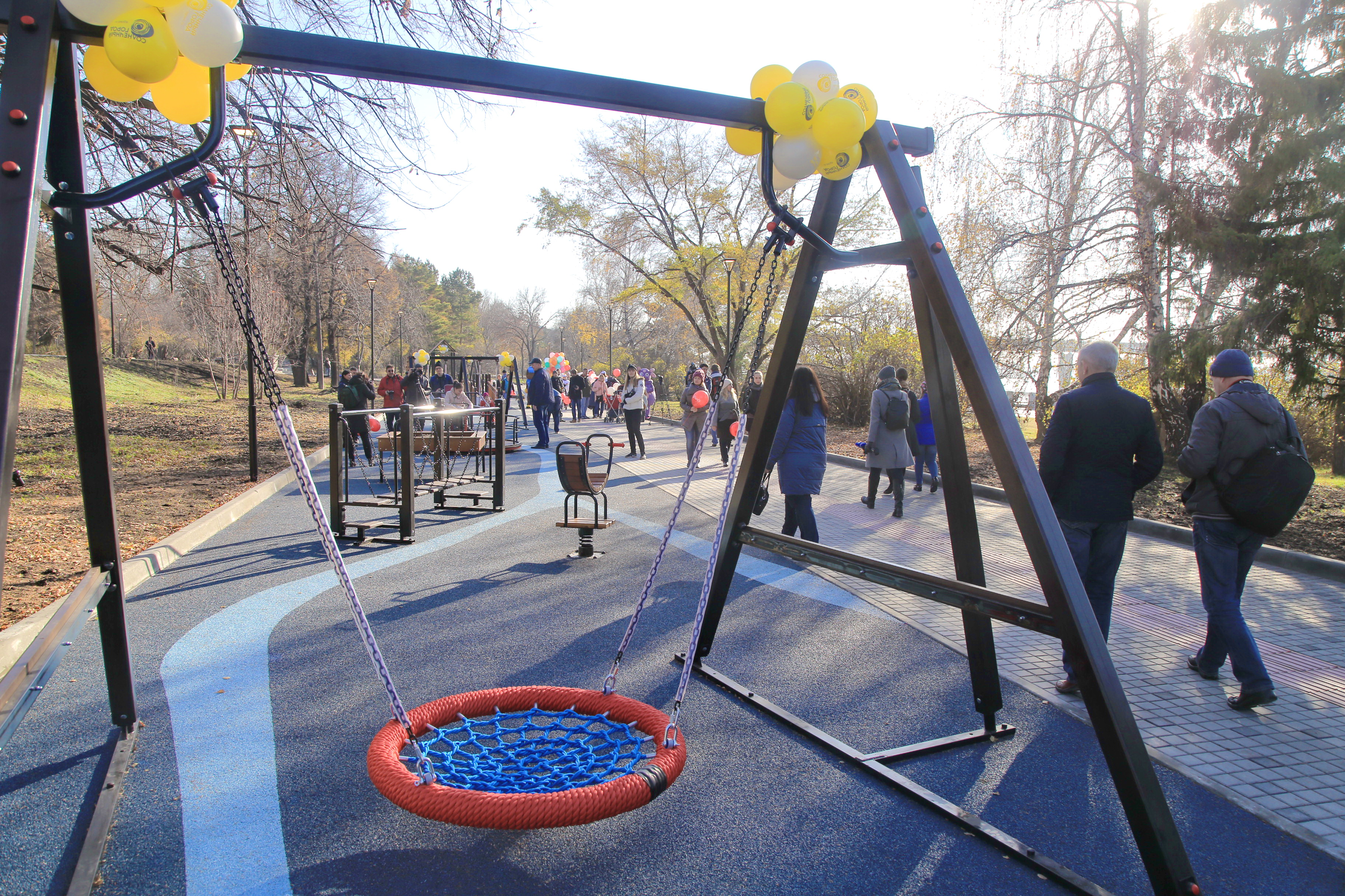 Михайловская набережная. Октябрь 2018 года