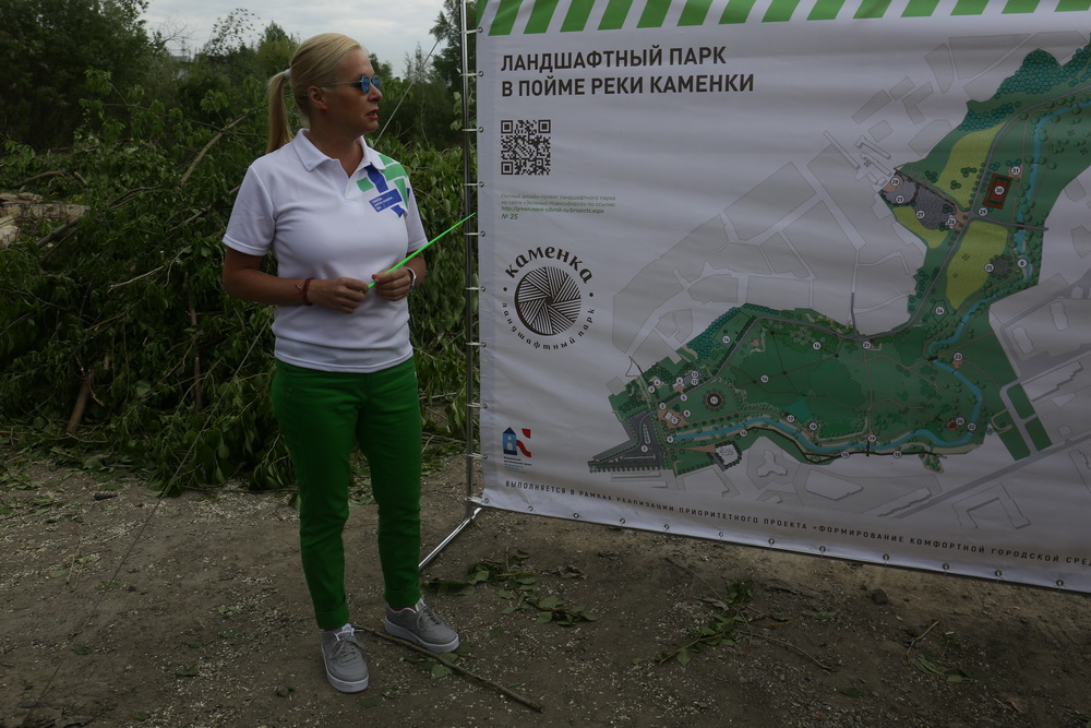 Территория будущего парка в пойме Каменки. Май 2022 года