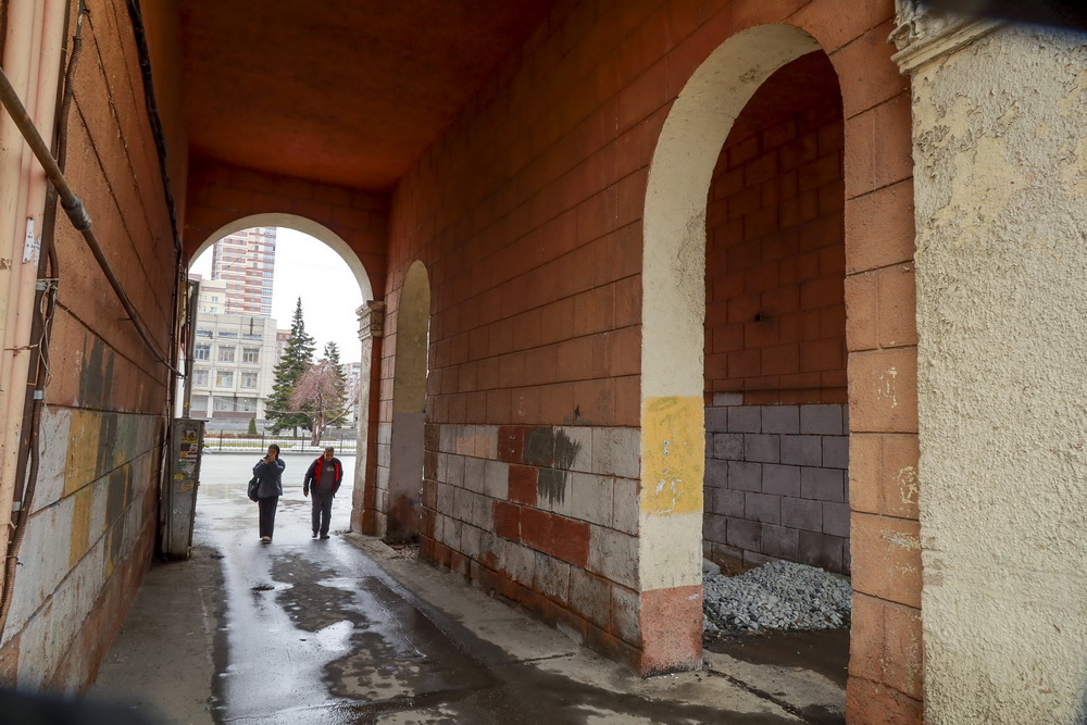 Проспект Дзержинского, 7