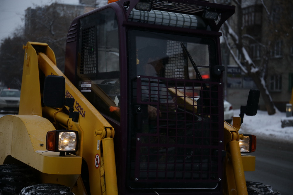 Новые машины для уборки города. Ноябрь 2021 года