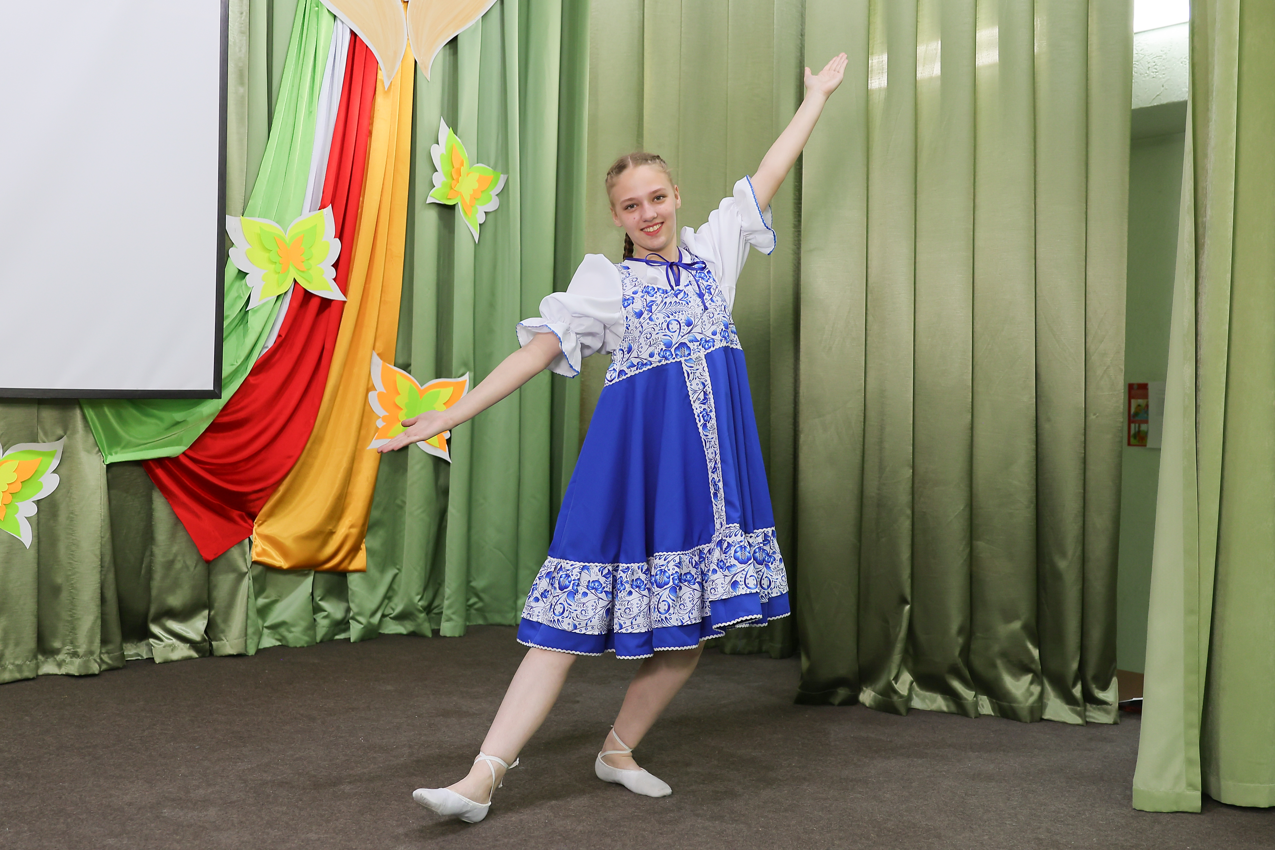 Дети — участники акции «Каникулы в семьях горожан» — из центра «Тёплый дом»