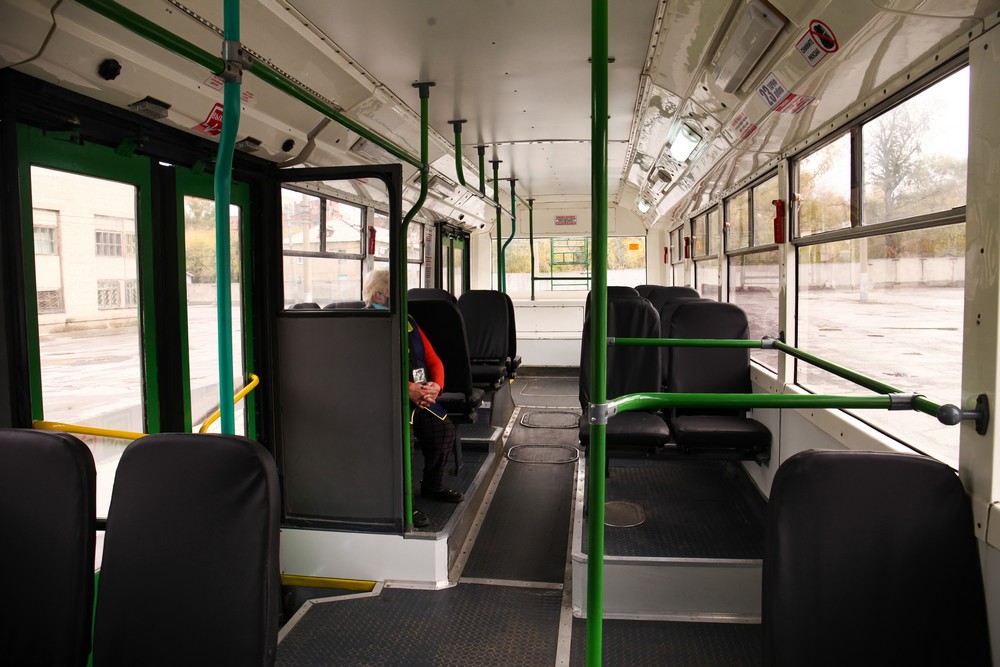 Привезённый из Твери троллейбус после ремонта