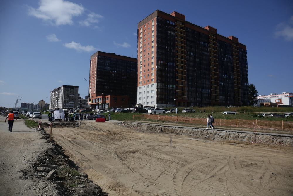 Постройка четырёхполосной дороги на выезде из Родников. Август 2021