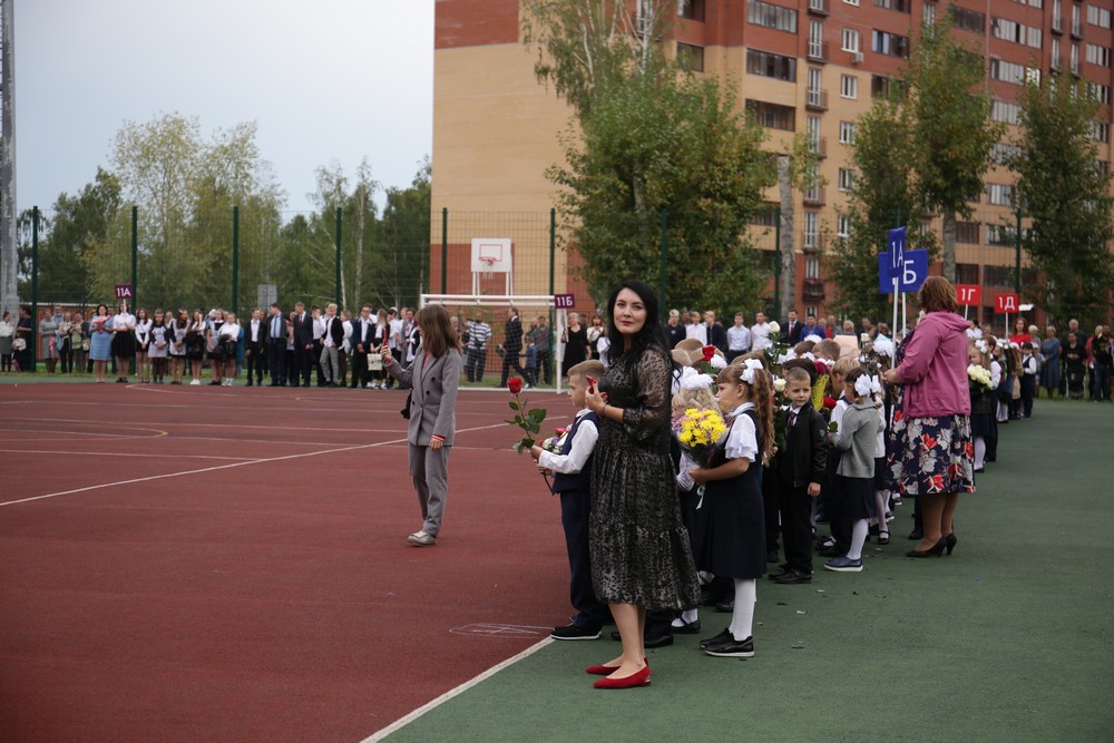 На торжественной линейке в школе №51
