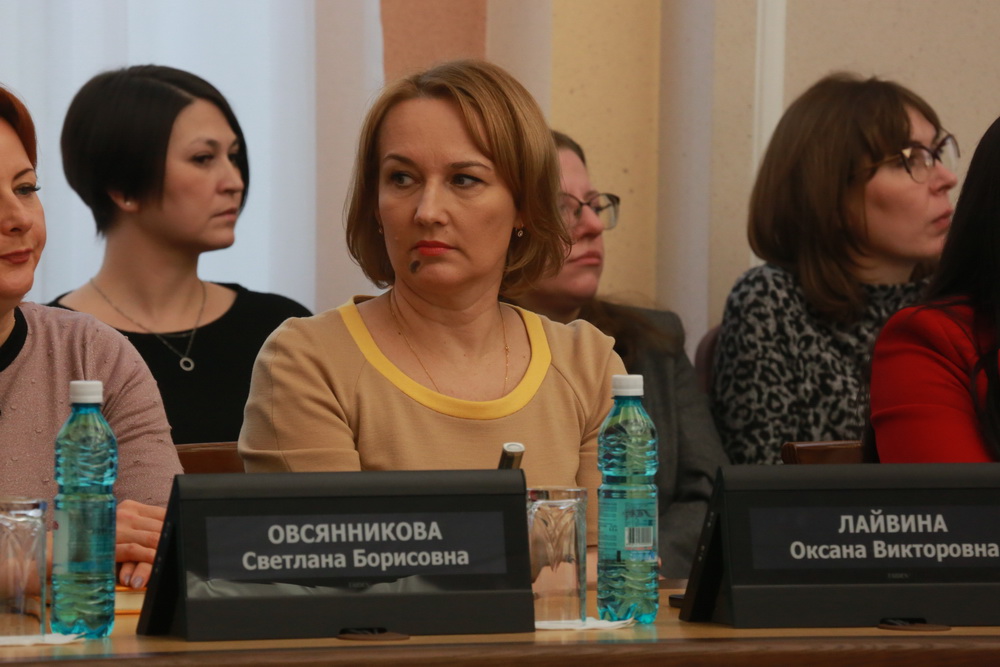 На подведении годовых итогов департамента финансов и налоговой политики