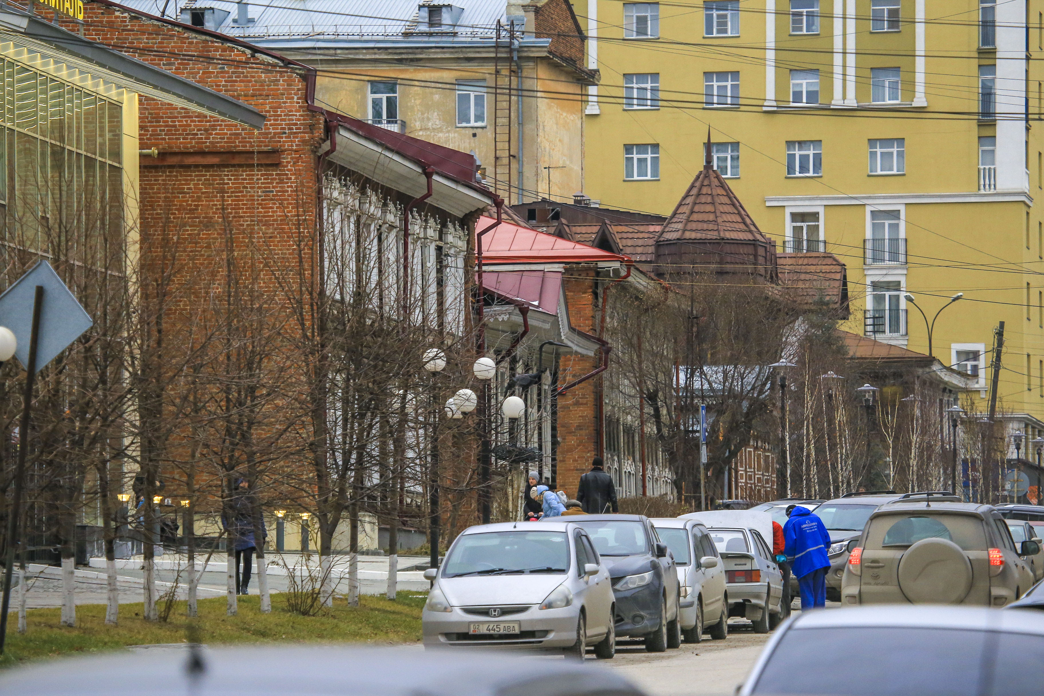 Вид на историческую застройку улицы Коммунистической (Гудимовской)