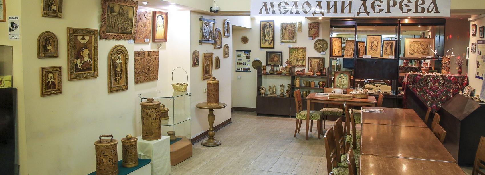 Нимб из бересты: в новосибирском музее выставили уникальные иконы