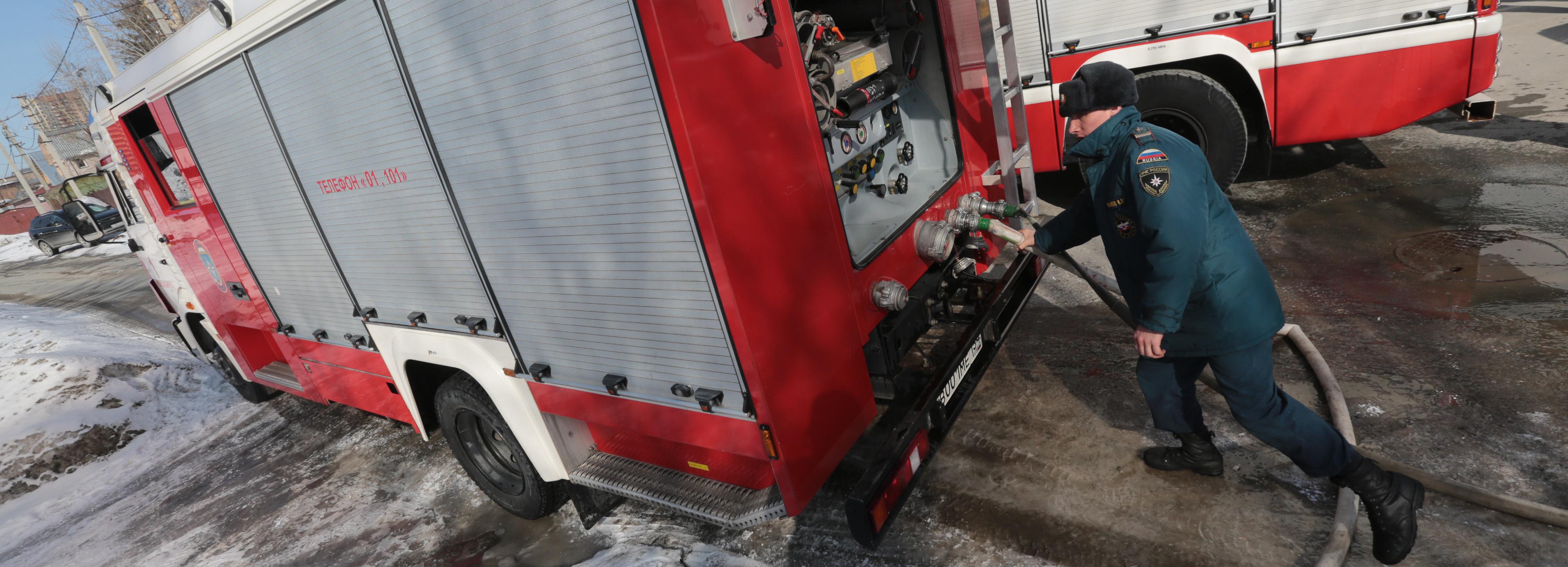 Бутылки с зажигательной смесью бросили в новосибирский военкомат