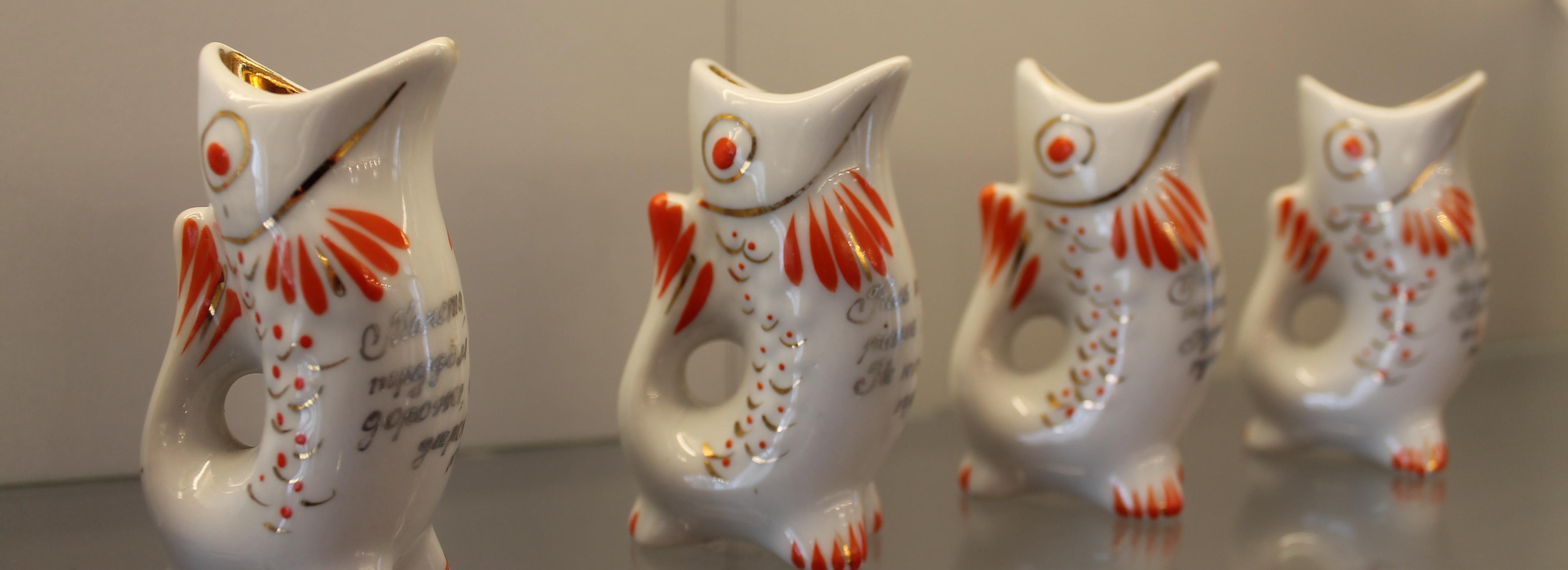 Те самые фарфоровые статуэтки покажут в Музее на набережной