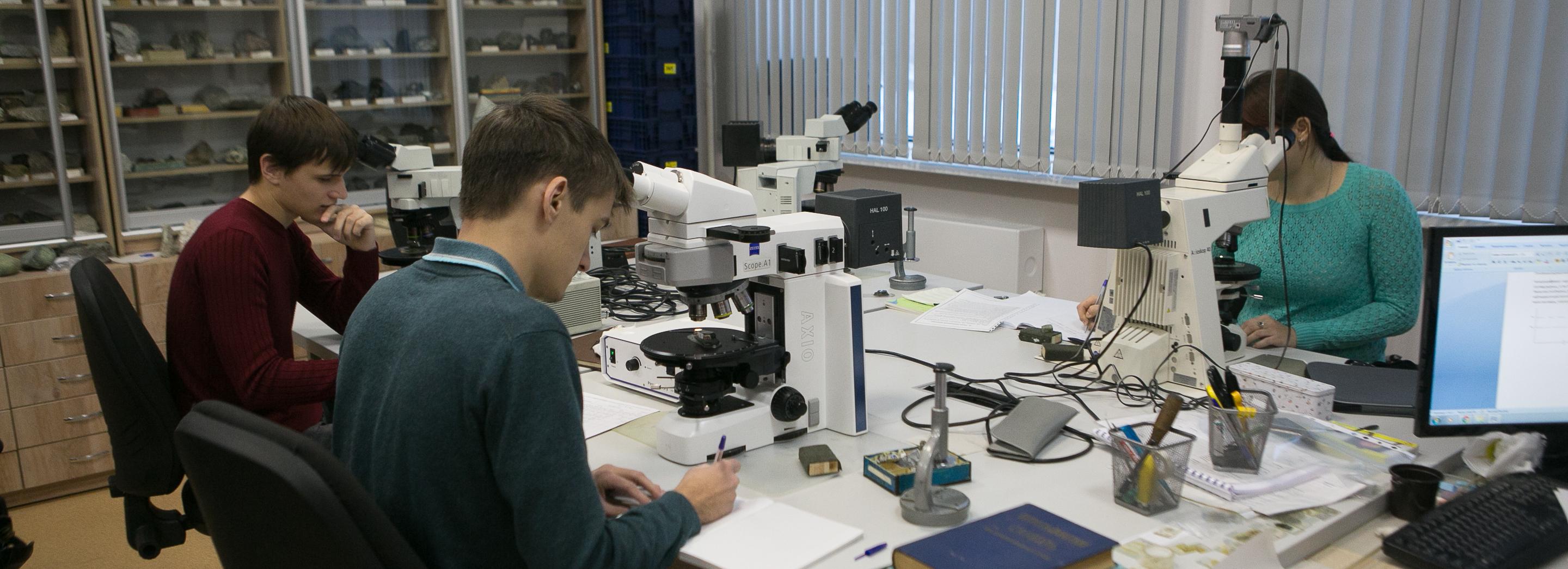 Топ-5 самых дорогих специальностей в вузах Новосибирска в 2022 году