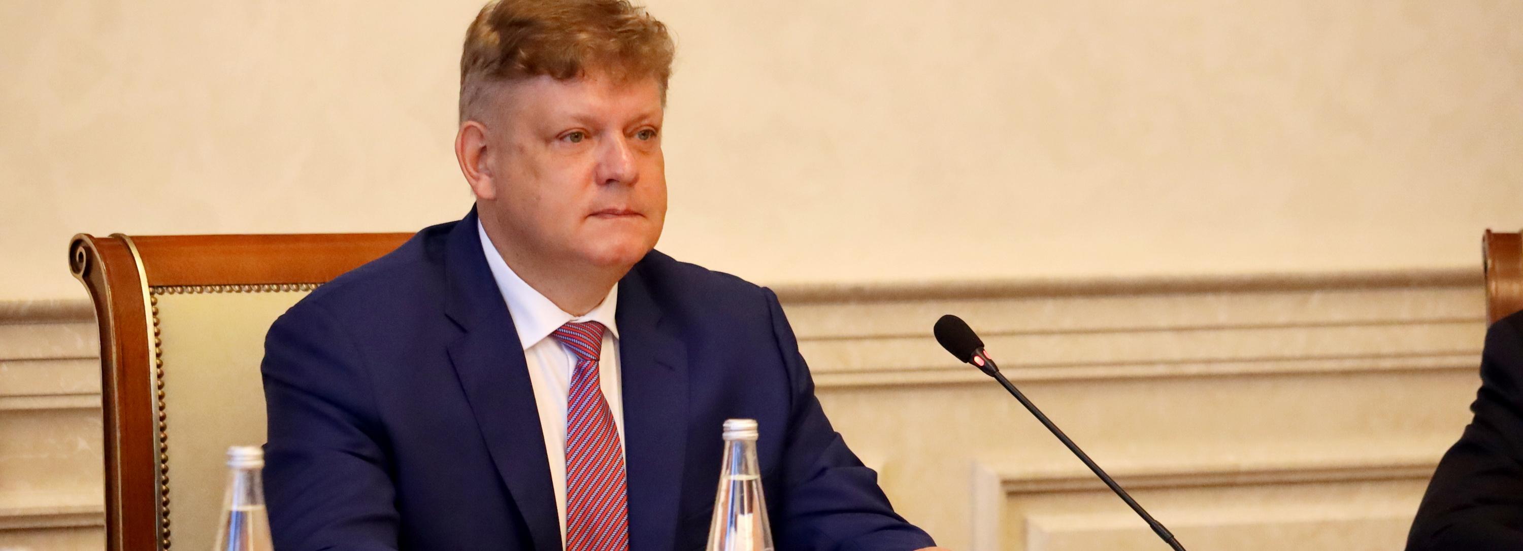 Полпред Серышев: иностранные рабочие помогают развивать экономику России