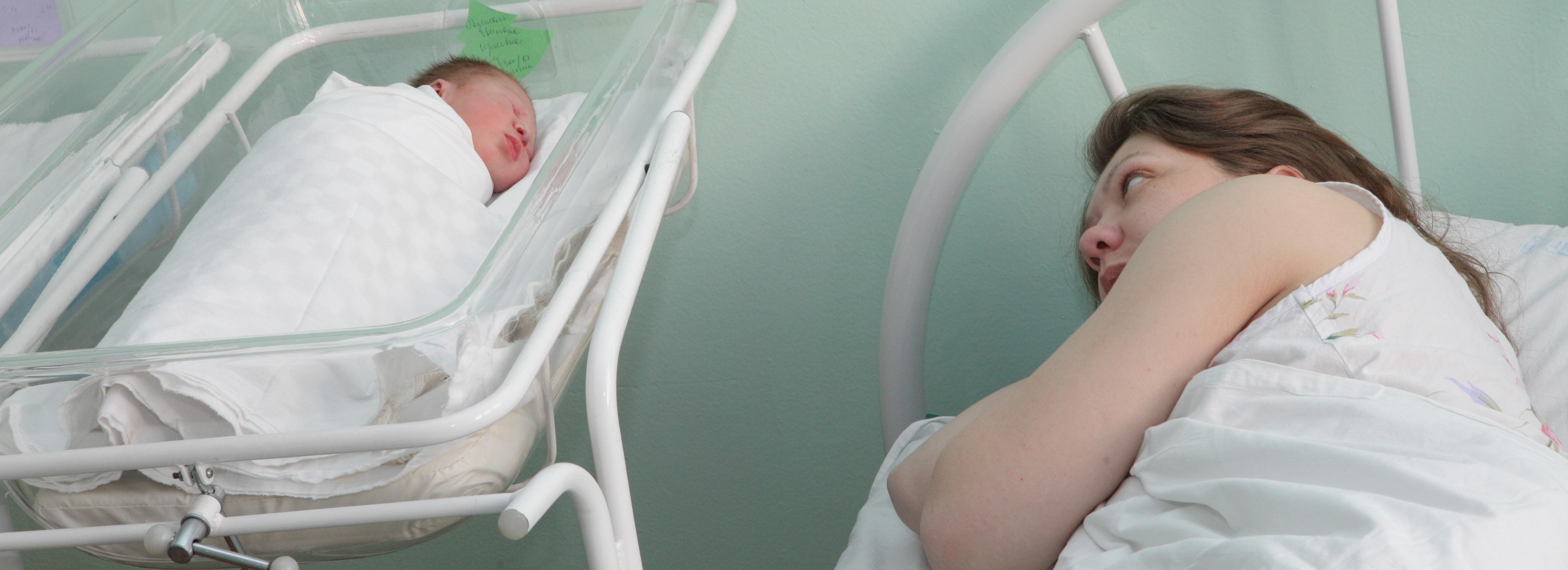 Больше 24 тысяч детей родились в Новосибирской области за 11 месяцев