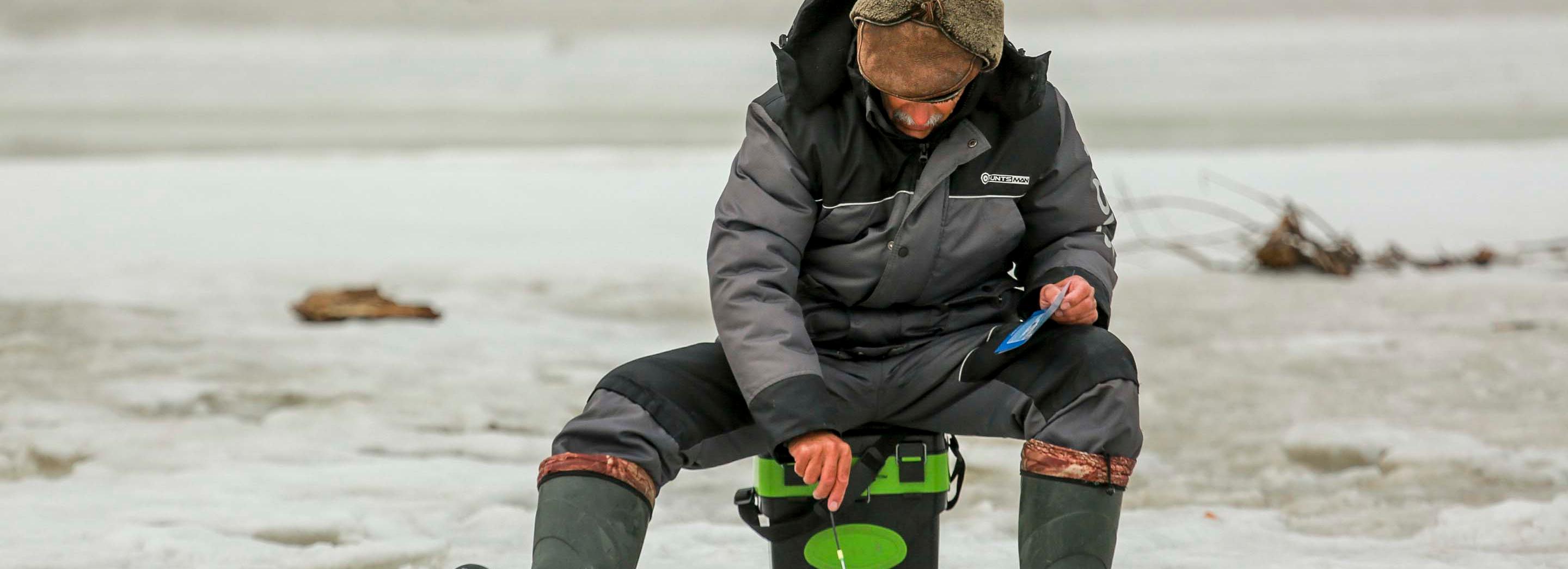 Флис и неопрен: как одеться на зимнюю рыбалку в Новосибирске