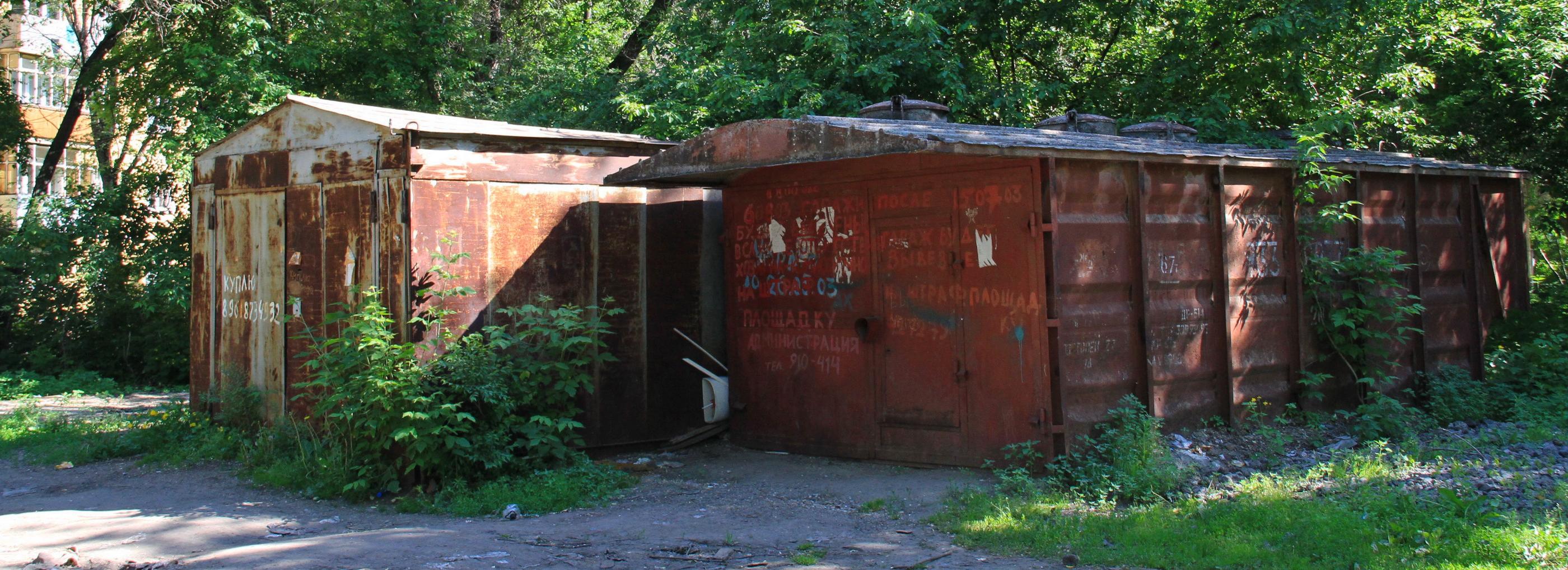 Больше 500 металлических гаражей убрали с улиц Новосибирска за полгода