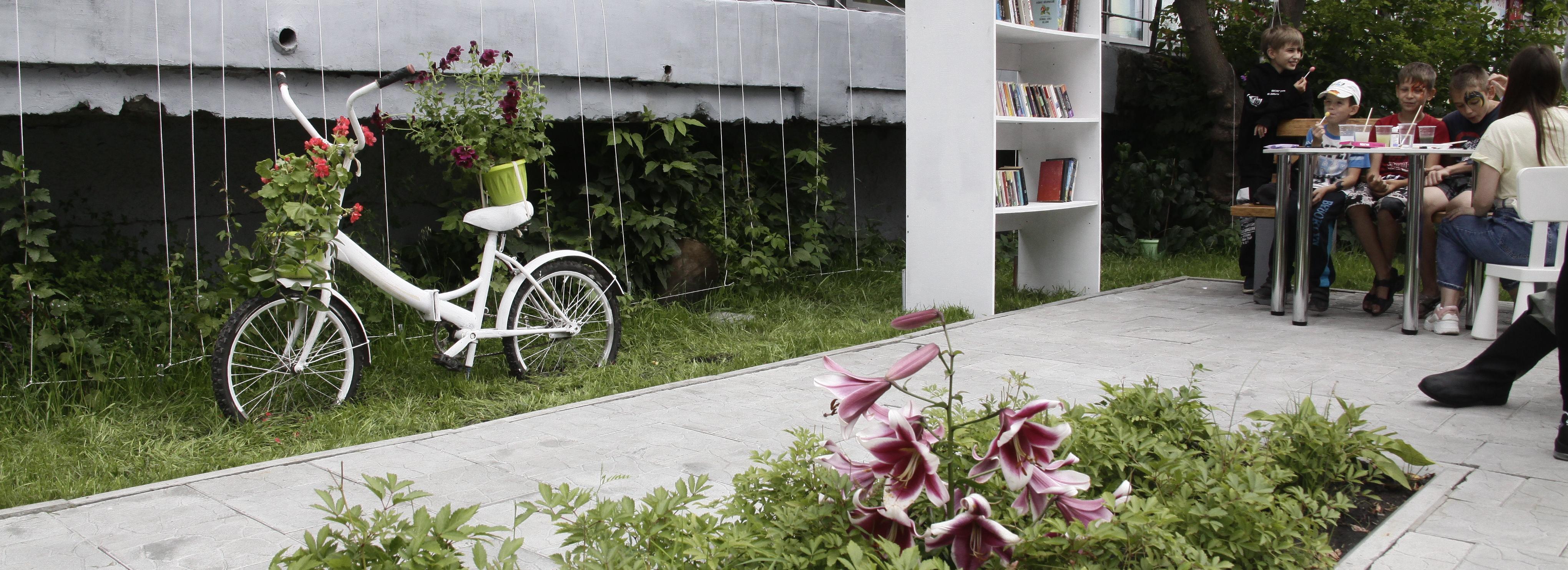 Благоустройство карманного парка на Колхидской продолжат в 2023 году