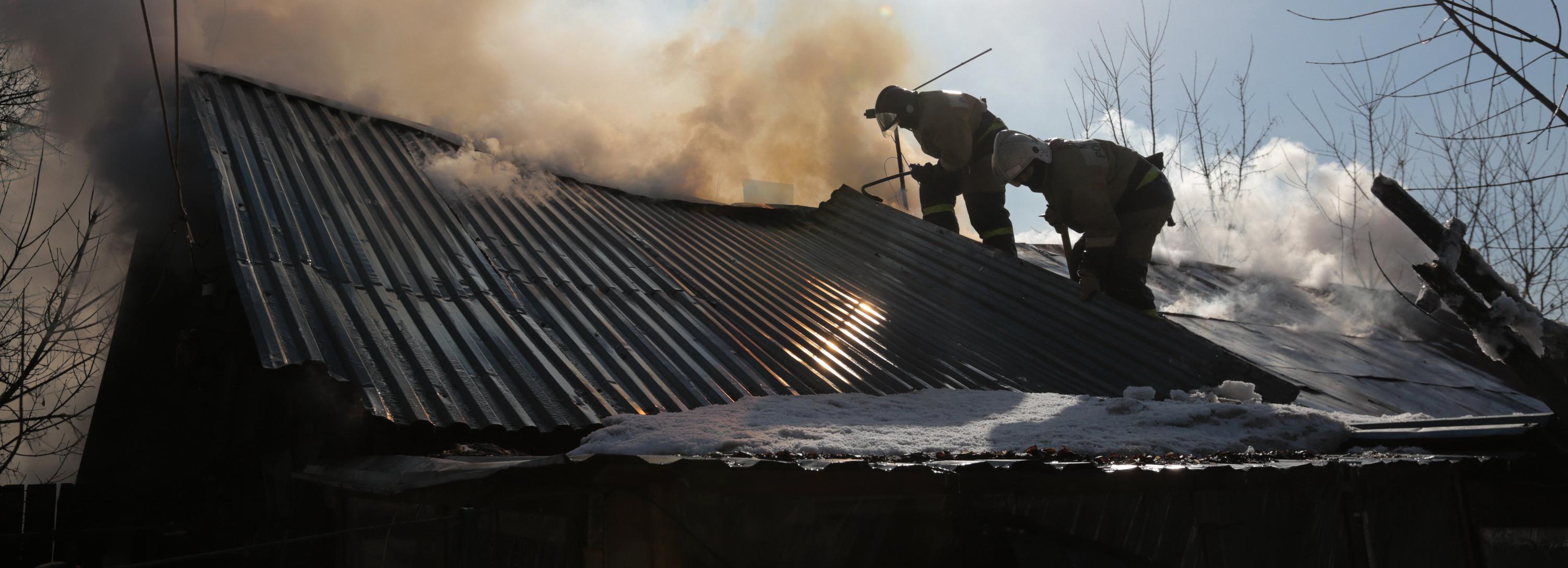 Четверо новосибирцев погибли в пожарах на новогодних каникулах