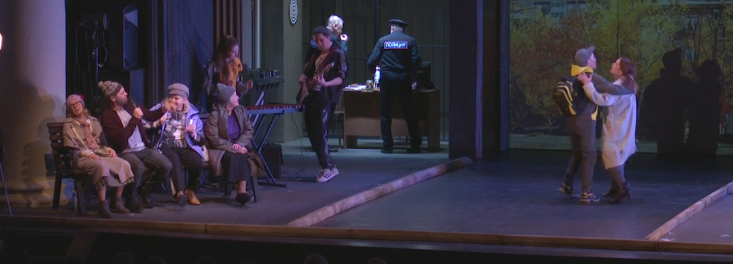 Леди Макбет из пятиэтажки: шоковый спектакль представил «Красный факел»