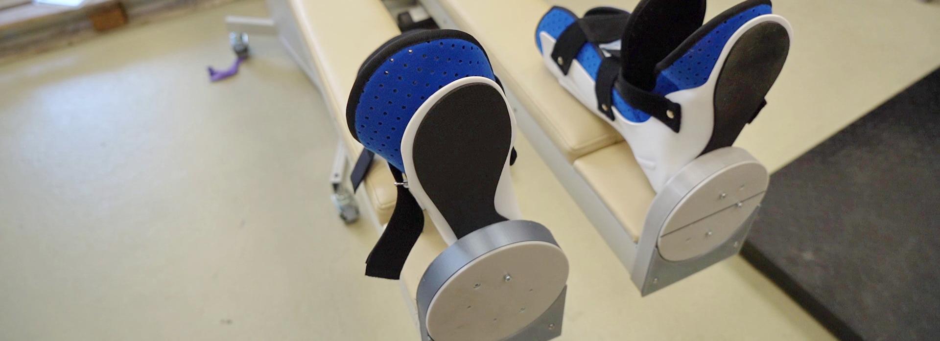 Лучше, чем висеть на турнике: в чём преимущества «умного» стола НГТУ