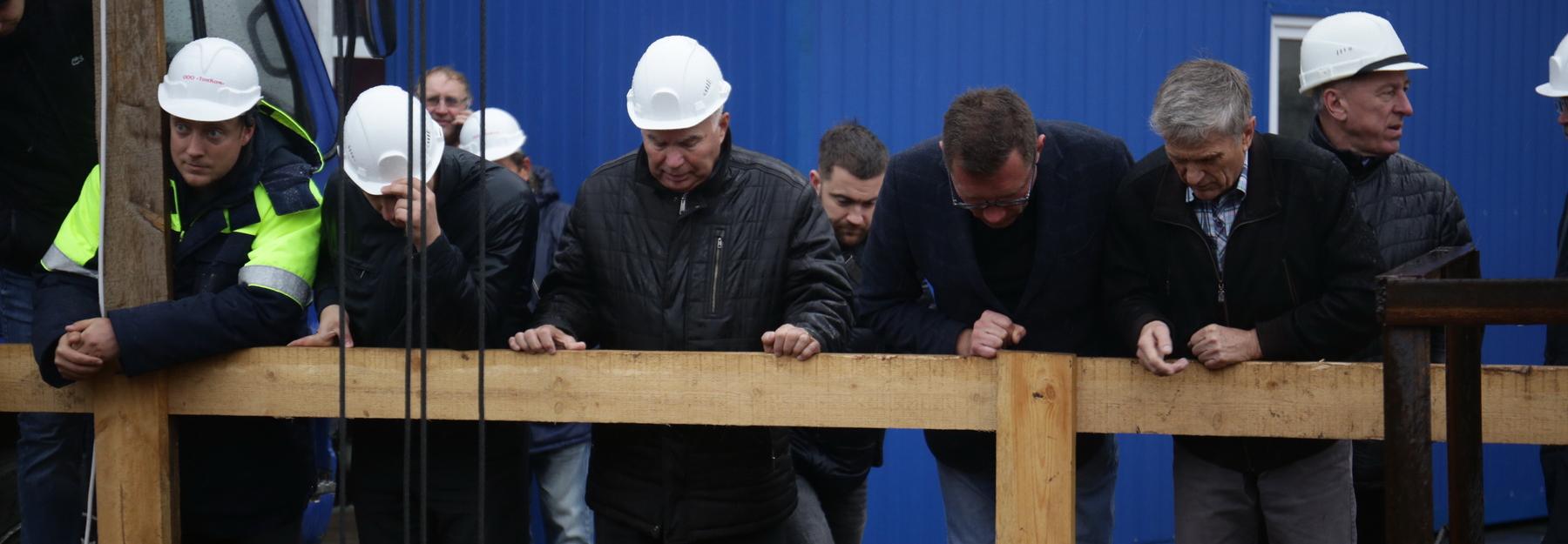 Погружение в коллектор: как чистят канализацию в Новосибирске