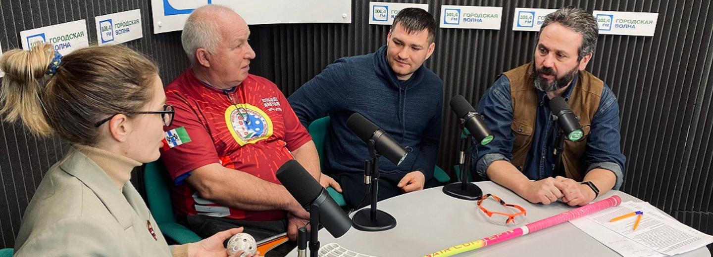 Вечерний разговор о спорте: как начать заниматься флорболом