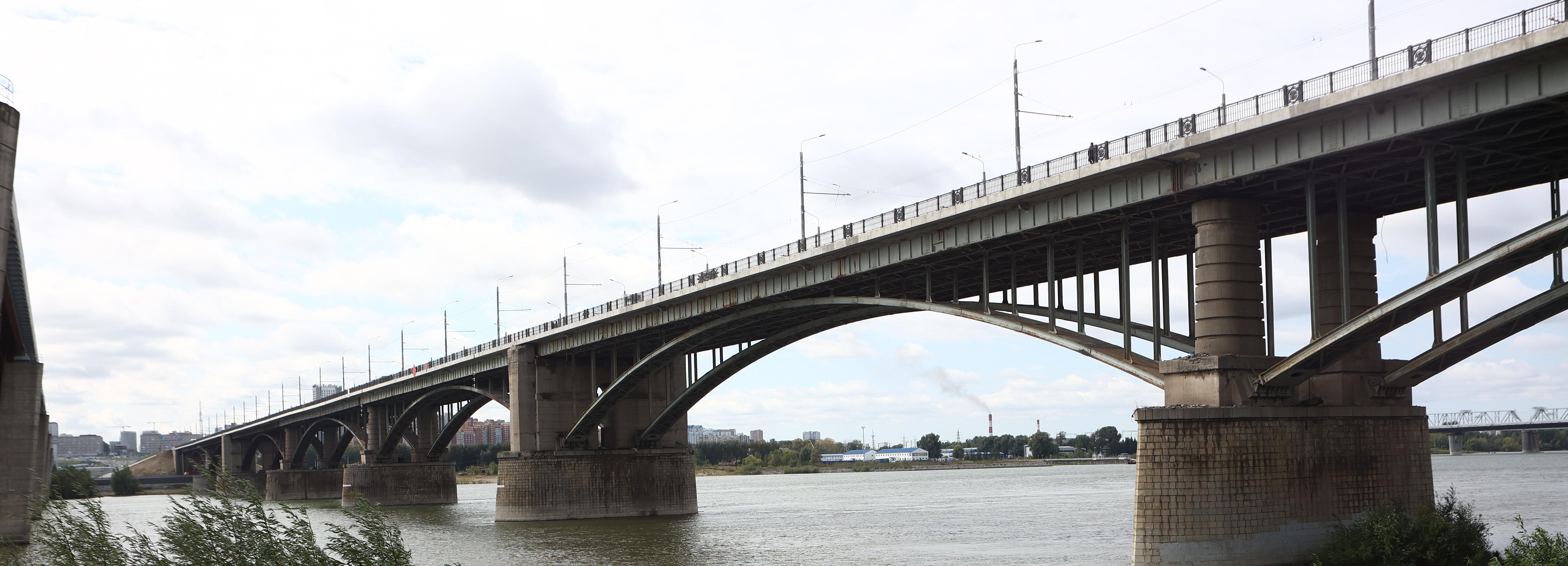 Этапы завершения ремонта Октябрьского моста назвали в мэрии Новосибирска