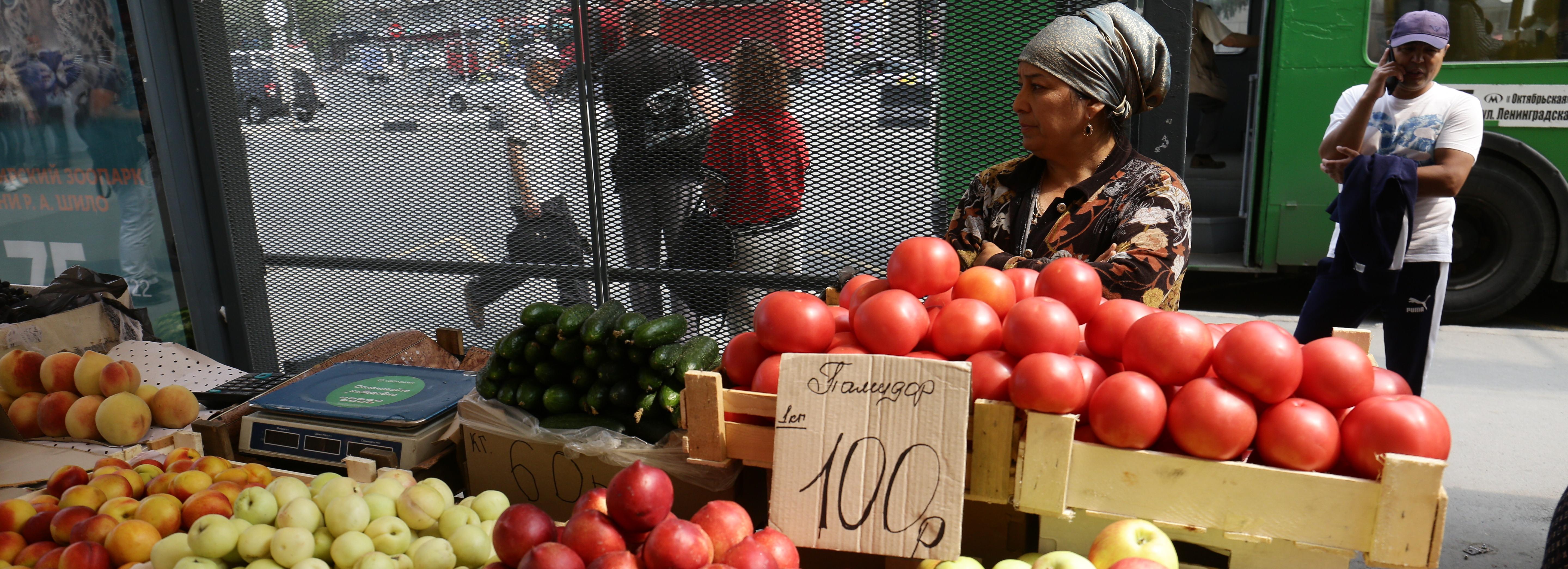 Новосибирцы назвали стихийную торговлю проблемой для города