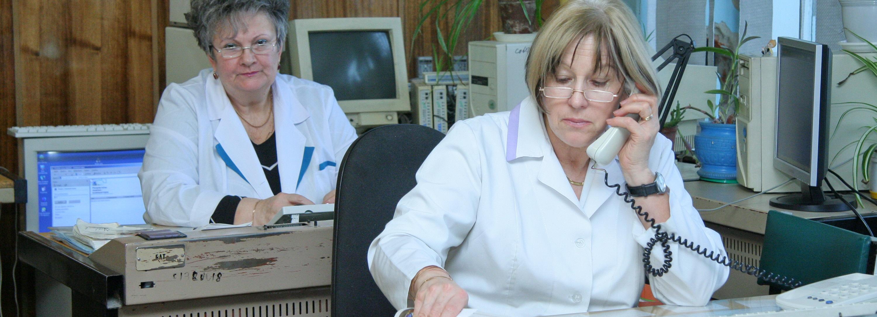 Сыпь, рвота, обморок: симптомы для вызова скорой назвали в Новосибирске