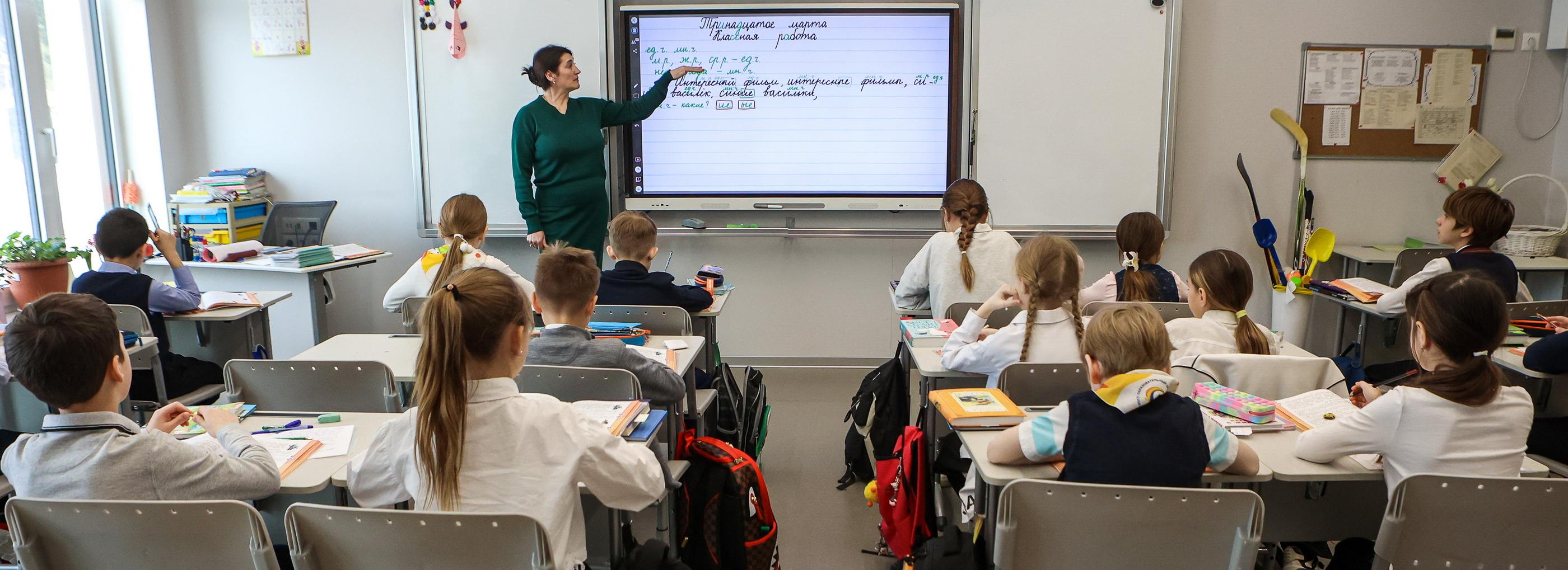 Самый популярный язык — китайский: репортаж из частной школы «РОСТ»