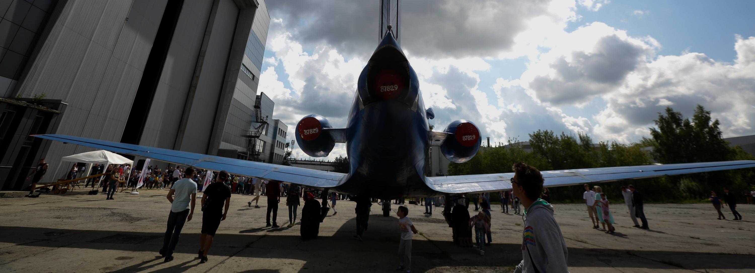 Здесь рождаются самолёты: над чем работают в СибНИА