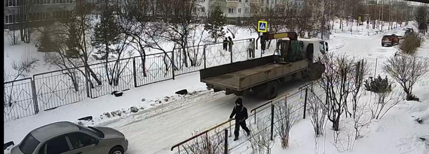 В Новосибирске исчез закладной камень памятника Высоцкому