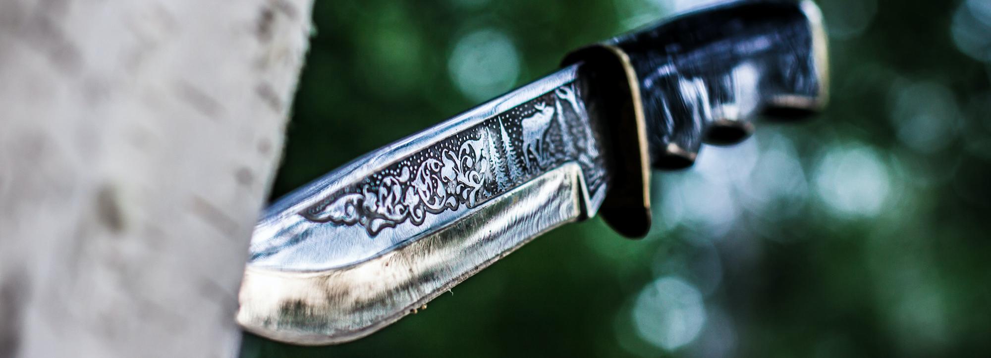 Сразу несколько ножей и электрошокеров задержали за неделю в Толмачёво