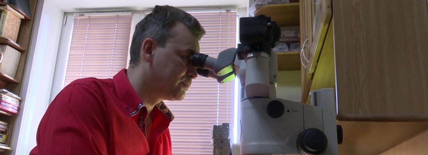 Ложка в игольном ушке: сибирский Левша ставит новые рекорды