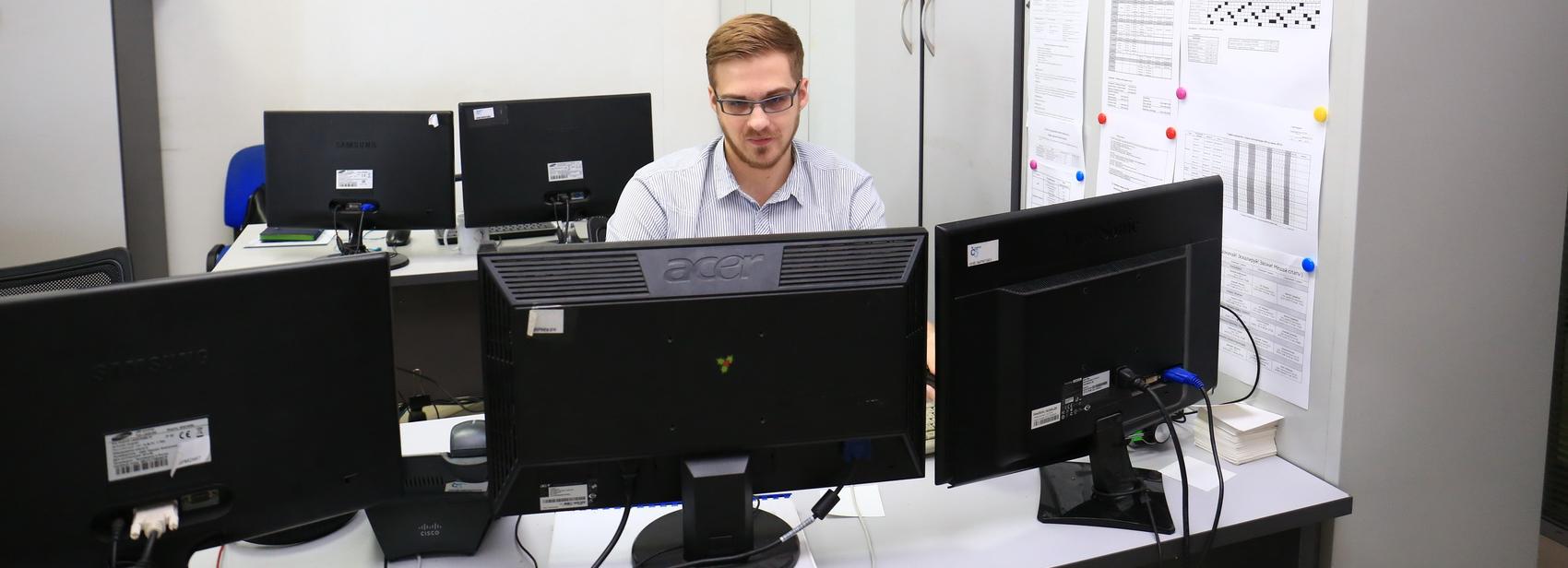 Стало известно, каких специалистов из других городов зовут в Новосибирск