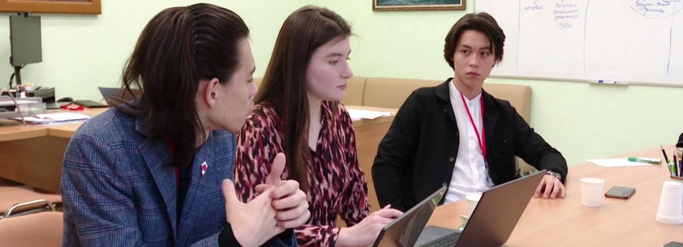 День самоуправления: как ФМШата справились с ролью педагогов