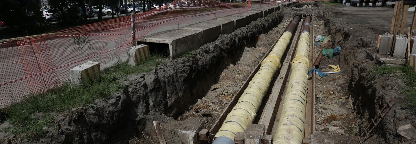 Улицу в центре Новосибирска раскопали на две недели