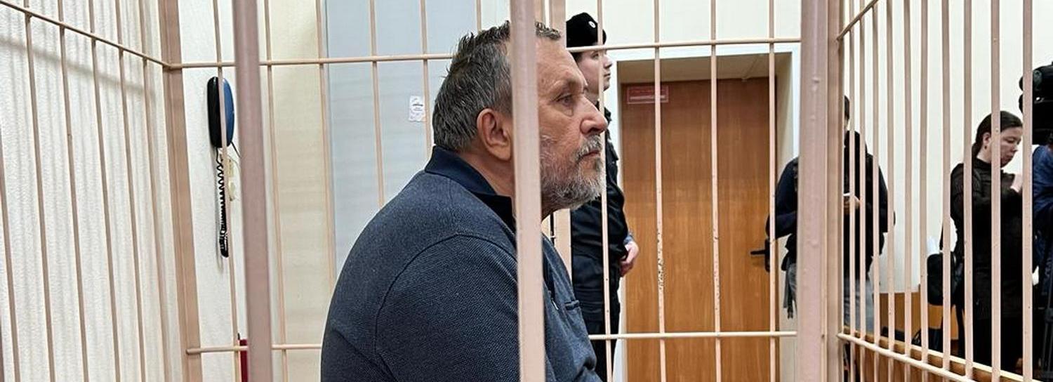 Экс-директору театра «Красный факел» Кулябину отменили домашний арест