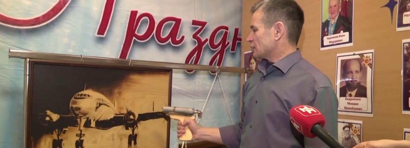 Мастер-пирограф из Новосибирска пишет картины огненной кистью