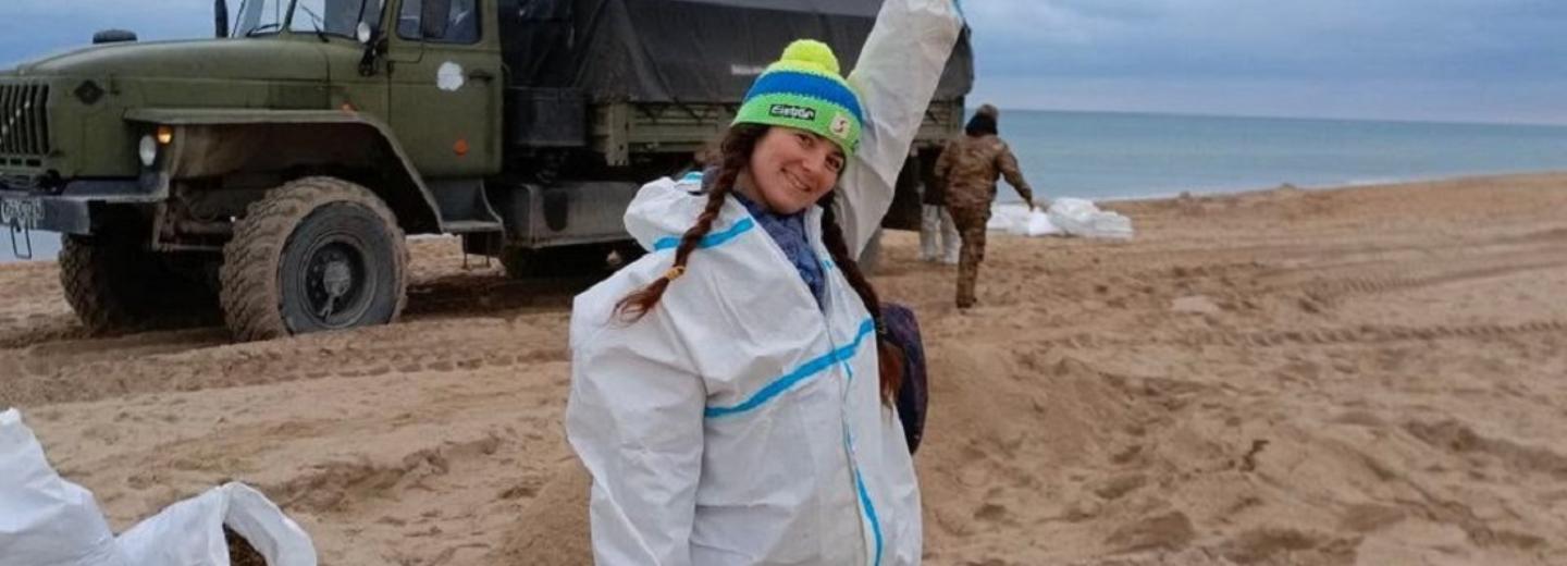 Вернулась из Анапы как с войны — новосибирский волонтёр Арина Недведская